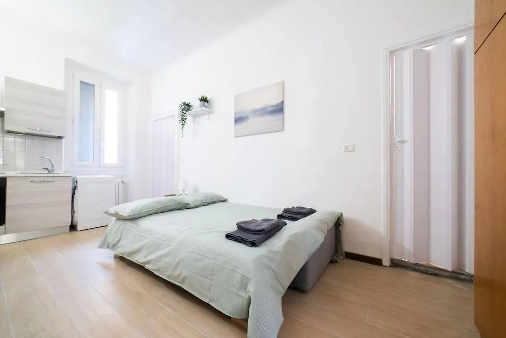 Apartment 4 Stops From The City Center Milan